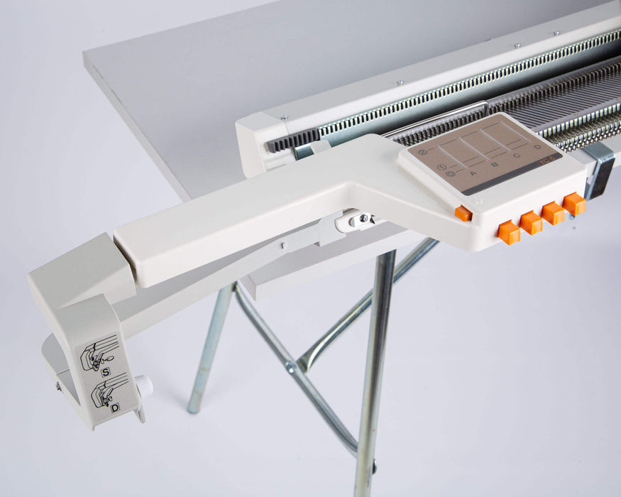 knitting colour changer for knitting machine