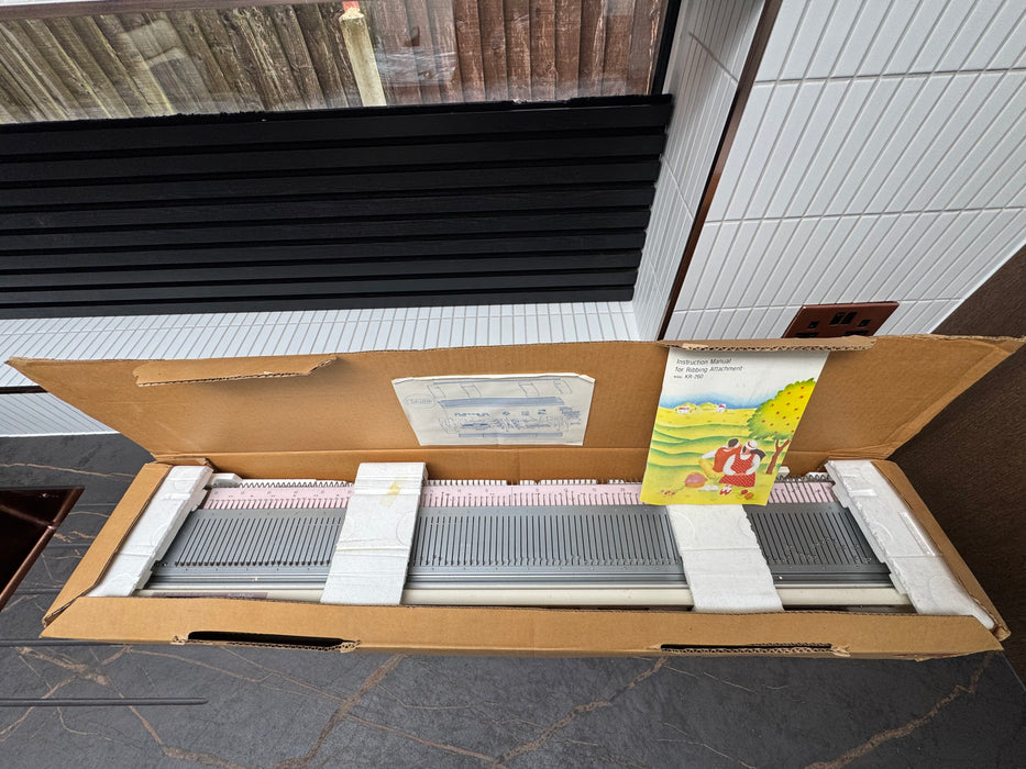 Brother KR 260 ribber Attachment Like New in Original Box
