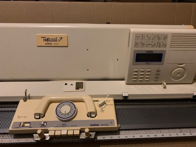 Topical 7 Brother KH-970 electronic knitting machine + KR850 ribber Package