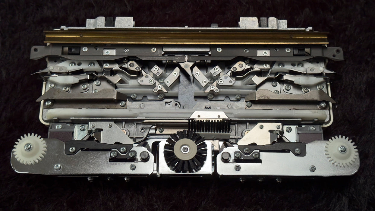 Silver Reed LC830 Electronic Lace Carriage for SK830 Fine Gauge Machine (Ultra Rare)