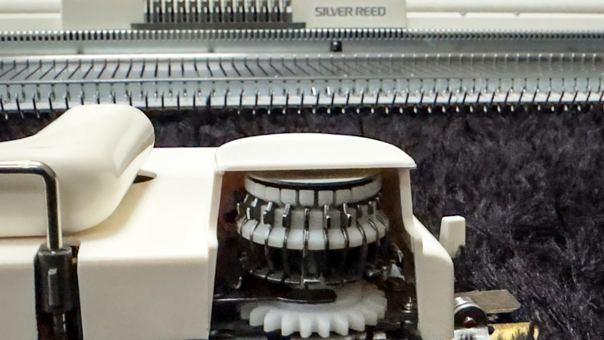 Silver Reed SK155 Chunky Punchcard Knitting Machine 9mm (Reconditioned)
