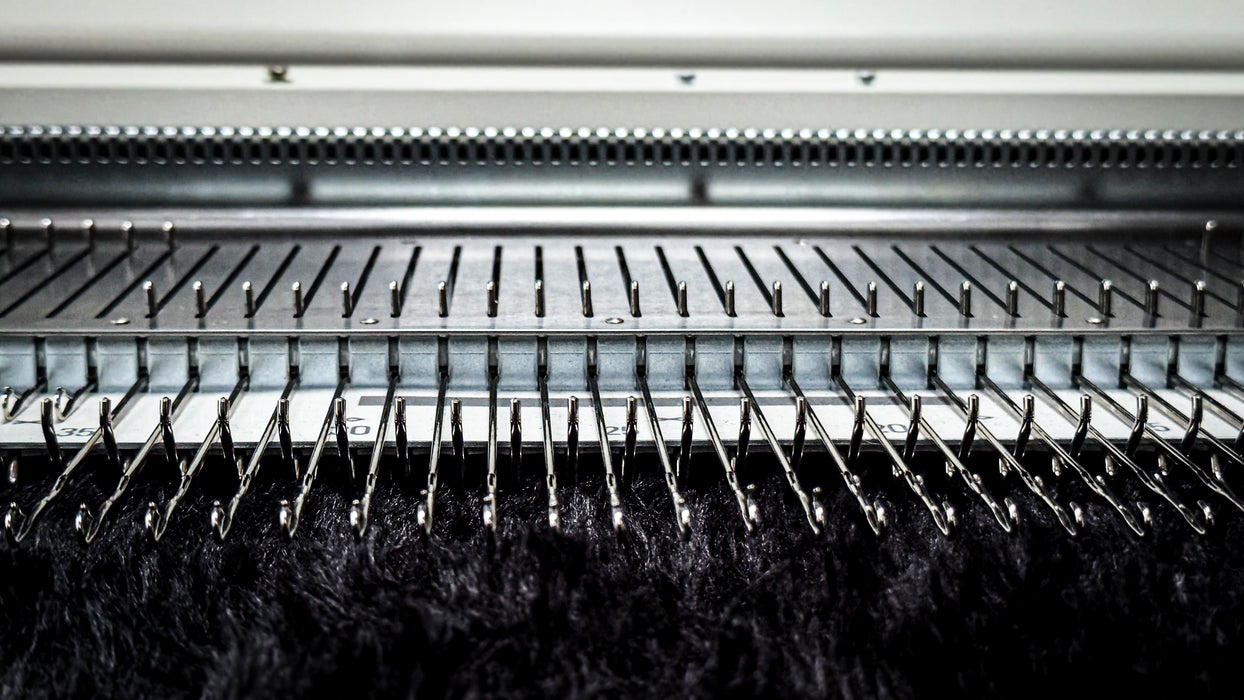 Silver Reed SK155 Chunky Punchcard Knitting Machine 9mm (Reconditioned)