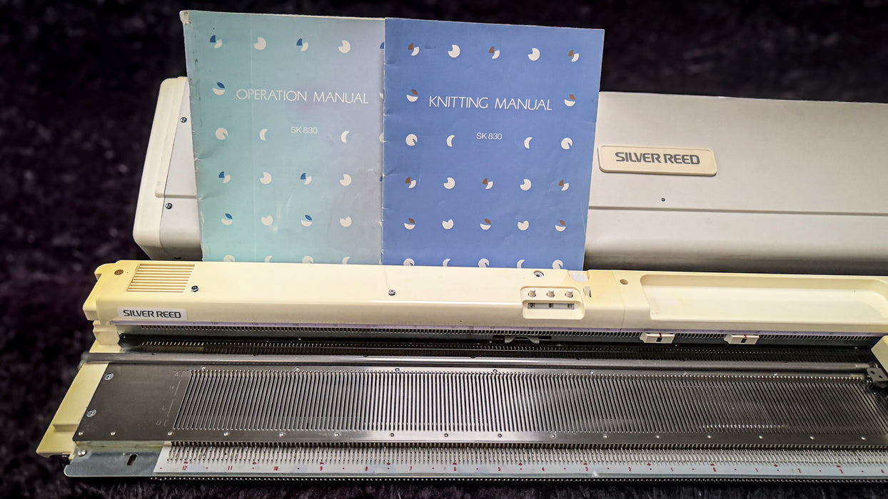 Silver Reed SK830 Electronic Fine Gauge Knitting Machine 3.6mm (Reconditioned)