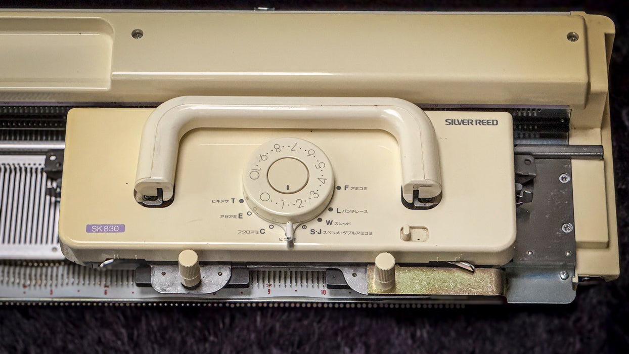 Silver Reed SK830 Electronic Fine Gauge Knitting Machine 3.6mm (Reconditioned)